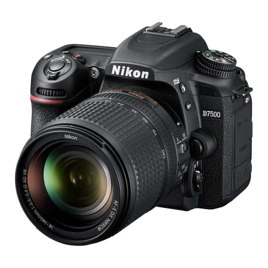 Фотоапарат зі змінним об'єктивом Nikon D7500 Kit + 18-140mm VR (VBA510K002)